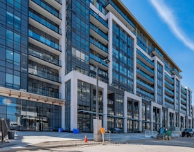 405 Dundas Street W, Halton, ON , MLS #W13114896 , Image - 1
