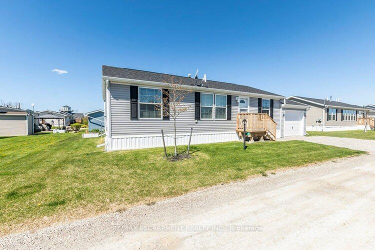 9 Hickory Hollow, Haldimand, ON, Nanticoke