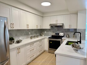 516 Bur Oak Avenue, York, ON , MLS #N12509962 , Image - 1