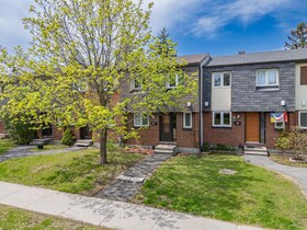 1342 Cedarcroft Crescent, Ottawa, ON , MLS #X12283559 , Image - 1