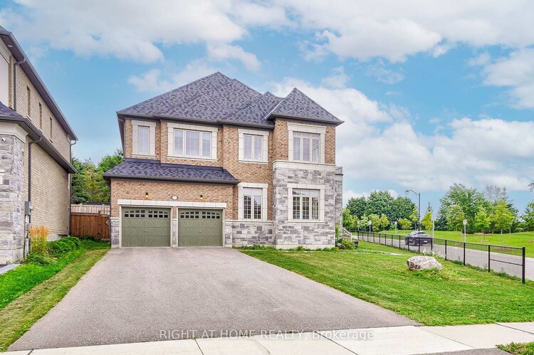 123 Mitchell Place, Newmarket, ON, Glenway Estates