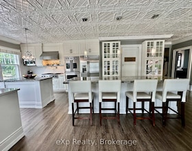 85 10th Street, Grey County, ON , MLS #X13474806 , Image - 1