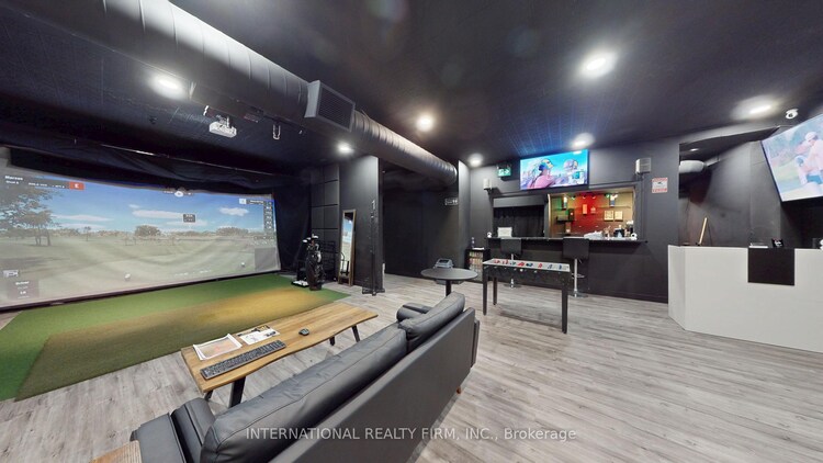 15230 Yonge Street, Aurora, ON, Aurora Village