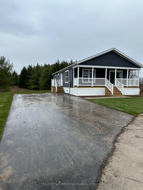 210 Spruce Drive, Grey County, ON , MLS #X12437909 , Image - 1