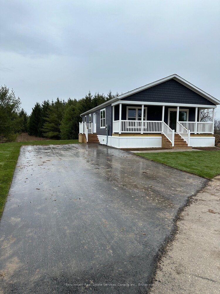 210 Spruce Drive, West Grey, ON, West Grey