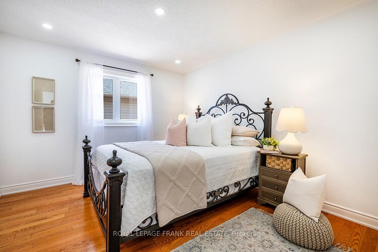 1533 Clearbrook Drive, Oshawa, ON, Taunton