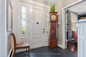 74 Centre Street, Elgin, ON , MLS #X12886150 , Image - 1