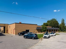 30 Mid-Dominion Acres, Toronto, ON