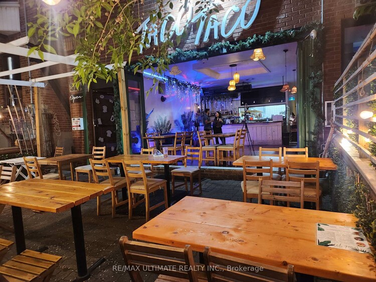 319 Augusta Avenue, Toronto, ON, Kensington-Chinatown