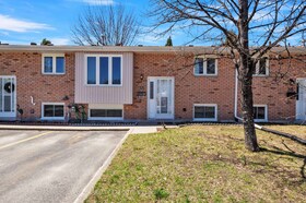 624 LAKESHORE Drive, Nipissing, ON , MLS #X12160069 , Image - 1
