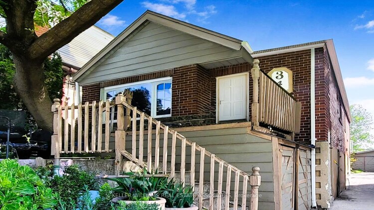 343 Kane Avenue, Toronto, ON, Keelesdale-Eglinton West