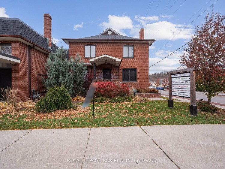 33 King Street W, Caledon, ON, Bolton West