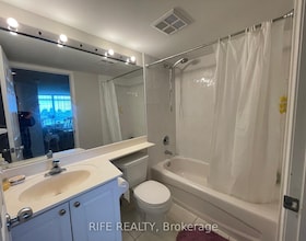 28 Harrison Garden Boulevard, Toronto, ON , MLS #C13218466 , Image - 1
