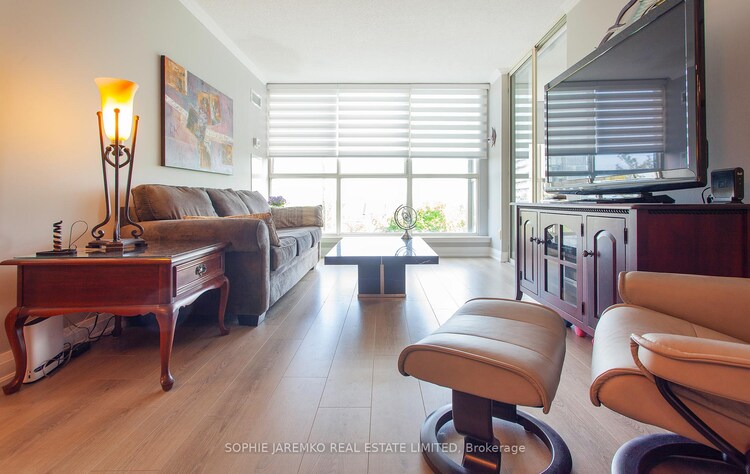 22 Southport Street, Toronto, ON, High Park-Swansea