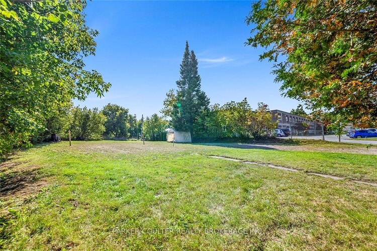 196 Yonge Street, Burk's Falls, ON, Burk's Falls