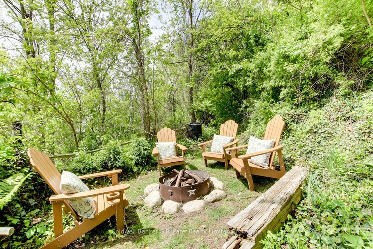 61 Bluewater Avenue, Norfolk, ON, Booth's Harbour