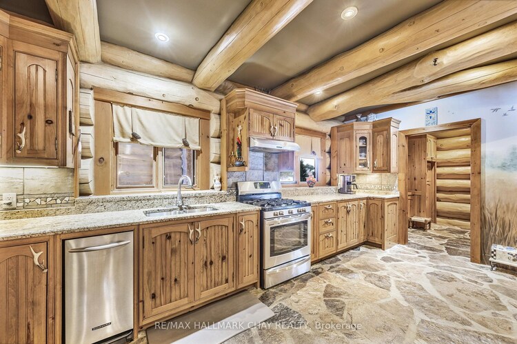 118 Highland Drive, Oro-Medonte, ON, Horseshoe Valley