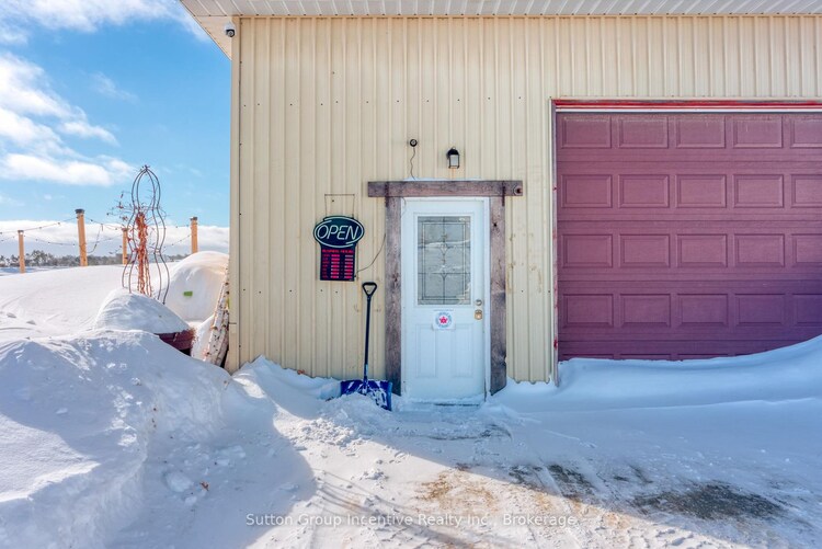 1676 Winhara Road, Gravenhurst, ON, Muskoka (S)