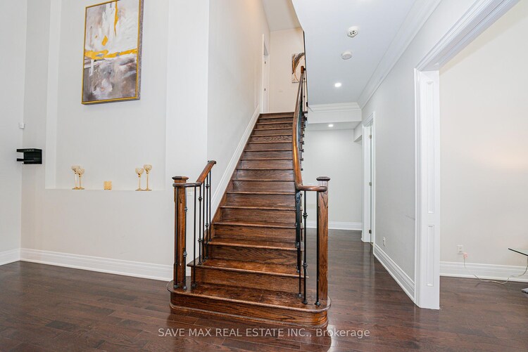 95 Sarracini Crescent, Vaughan, ON, Islington Woods