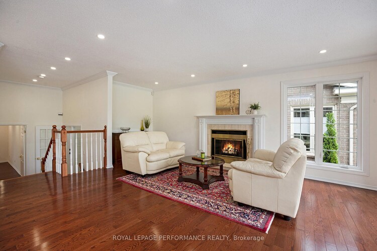 81 Waterford Drive, Country Place - Pineglen - Crestview and Area, ON, 7402 - Pineglen/Country Place