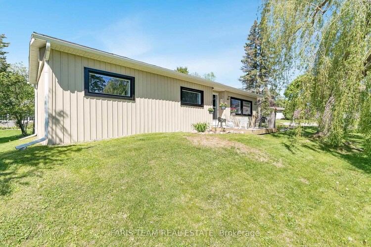 21 Hawthorne Drive, Innisfil, ON, Rural Innisfil