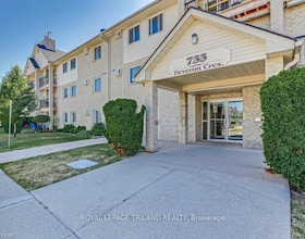 733 Deveron Crescent, Middlesex, ON , MLS #X13232298 , Image - 1