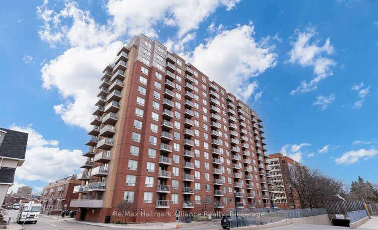 1369 Bloor Street W, Toronto, ON, Dufferin Grove