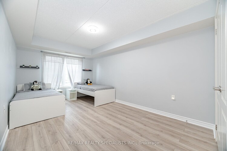 1450 MAIN Street E, Milton, ON, 1029 - DE Dempsey