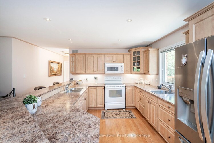 115 Mitchell's Beach Road, Tay, ON, Victoria Harbour