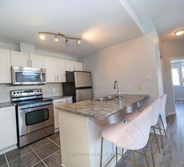 241 Crestway Crescent Drive, Barrhaven, ON, 7710 - Barrhaven East