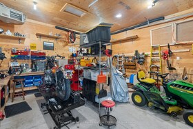 33 Wellington Street S, Huron, ON , MLS #X12565756 , Image - 1