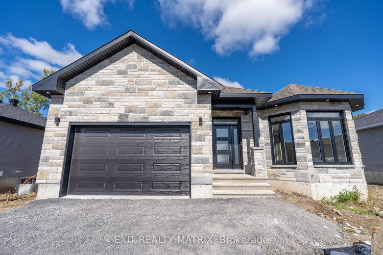 1408 Caroline Court, Cornwall, ON, 717 - Cornwall