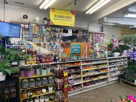 885 Hamilton Road, Middlesex, ON , MLS #X12169145 , Image - 1