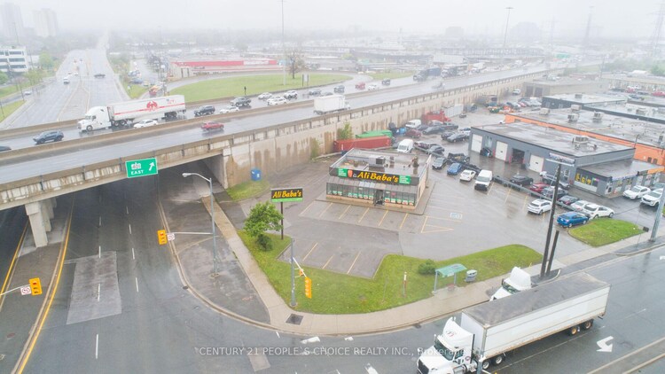 1910 KIPLING Avenue, Toronto, ON, West Humber-Clairville