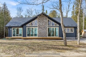 27 Whippoorwill Road, Bruce, ON , MLS #X12466238 , Image - 1