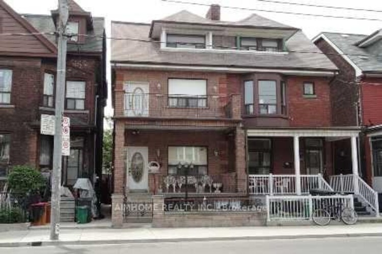598 Bathurst Street, Toronto, ON, Palmerston-Little Italy