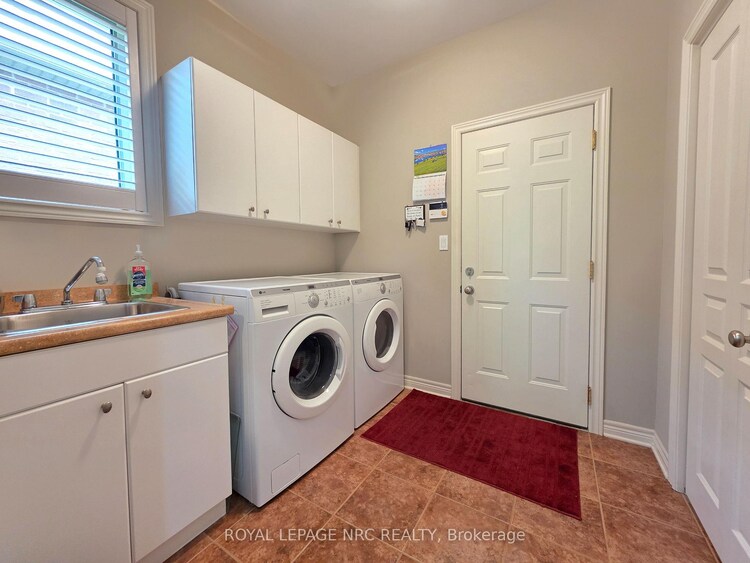 44 Morris Trail, Welland, ON, 766 - Hwy 406/Welland