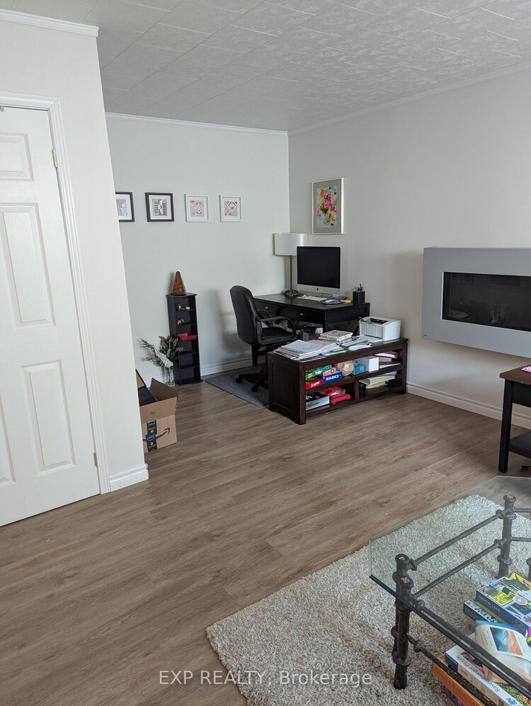 13 Francis Street W, Kawartha Lakes, ON, Fenelon Falls