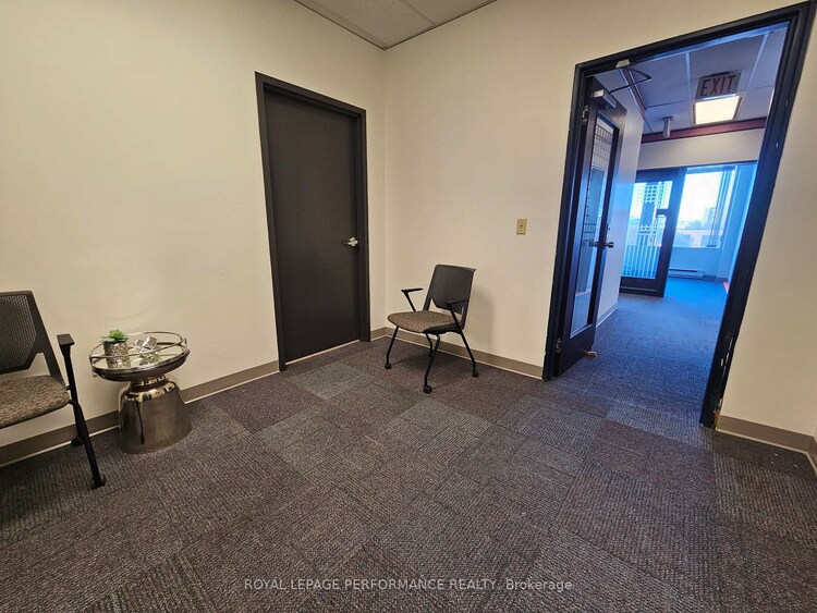 2283 St Laurent Boulevard, Hunt Club - South Keys and Area, ON, 3807 - St. Laurent Industrial Park