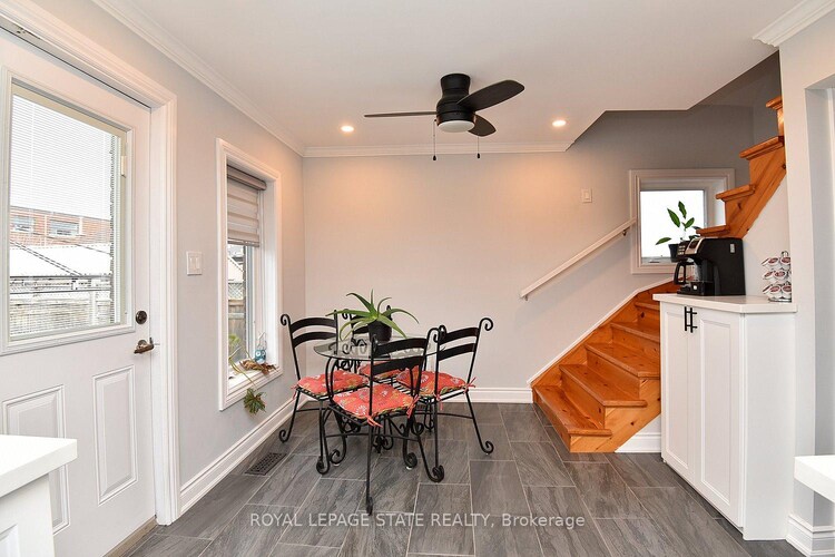 293 Fairfield Avenue, Hamilton, ON, Homeside