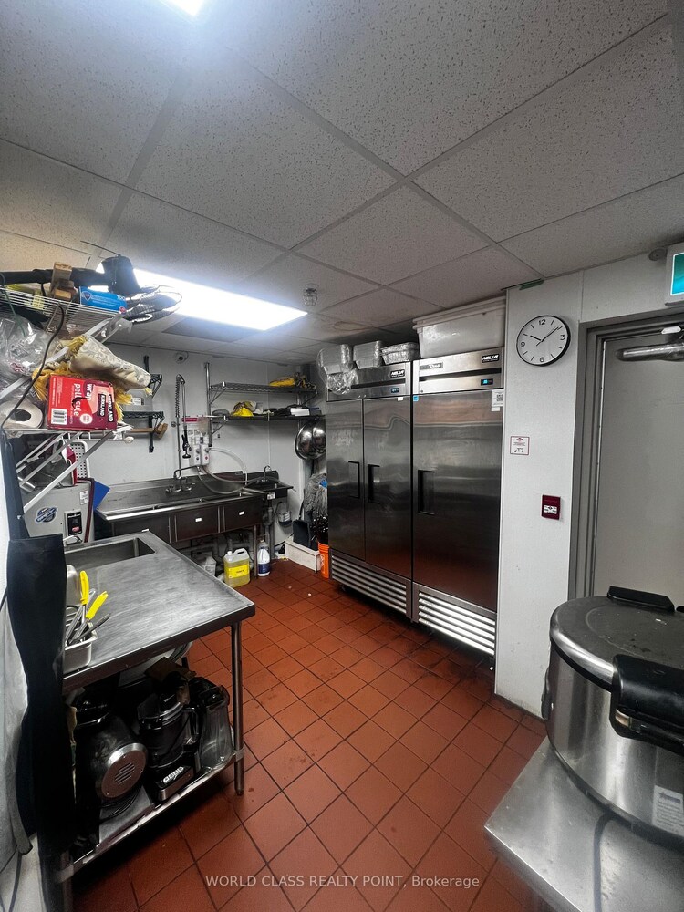 69 Lebovic Avenue, Toronto, ON, Clairlea-Birchmount