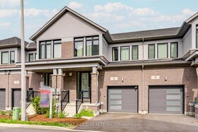 10 Freedom Crescent, Hamilton, ON , MLS #X12550366 , Image - 1
