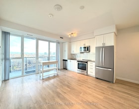 7895 Jane Street, York, ON , MLS #N12621096 , Image - 1