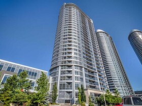 181 Village Green Square, Toronto, ON