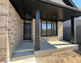 9 Dunning Way, Elgin, ON , MLS #X12601030 , Image - 1