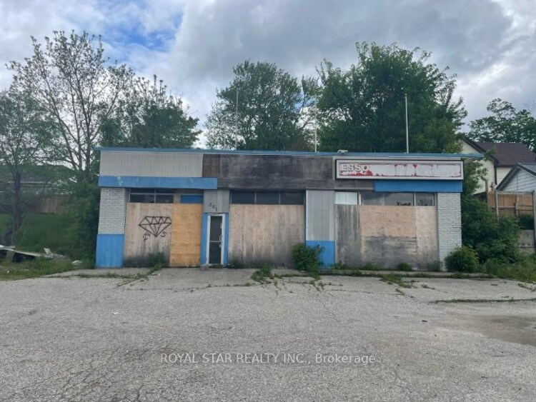 201 Dundas Street, Woodstock, ON, Woodstock - North