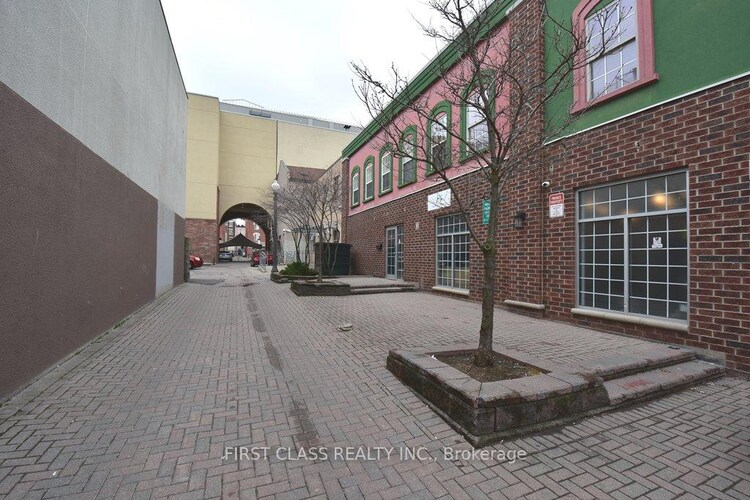 18 Market Street, Brantford, ON, 