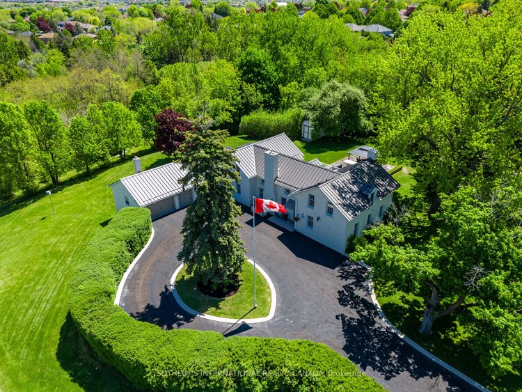 220 Old Yonge Street, Aurora, ON, Aurora Village