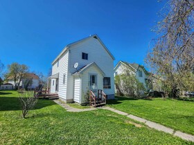120 Devonshire Avenue, Cochrane, ON , MLS #T12179870 , Image - 1