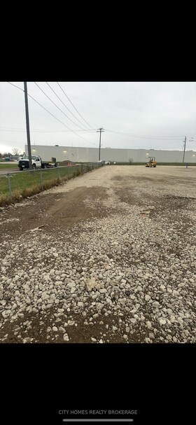 640 Lowe Avenue, Chatham-Kent, ON , MLS #X12179732 , Image - 1